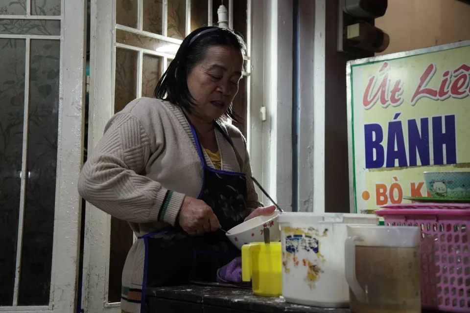 Đồ uống kèm cho bàn làm việc